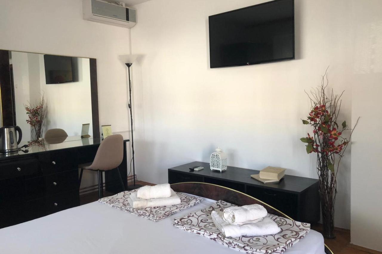 Apartments Ivan Ni Екстериор снимка