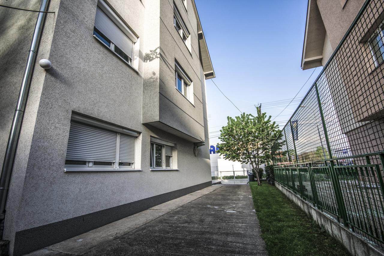 Apartments Ivan Ni Екстериор снимка